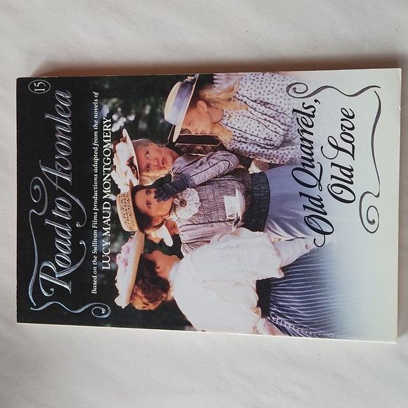 Vintage Road to Avonlea Books - Picture 6 of 10